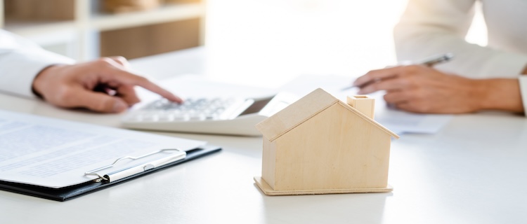 家賃と収支バランスを見定める